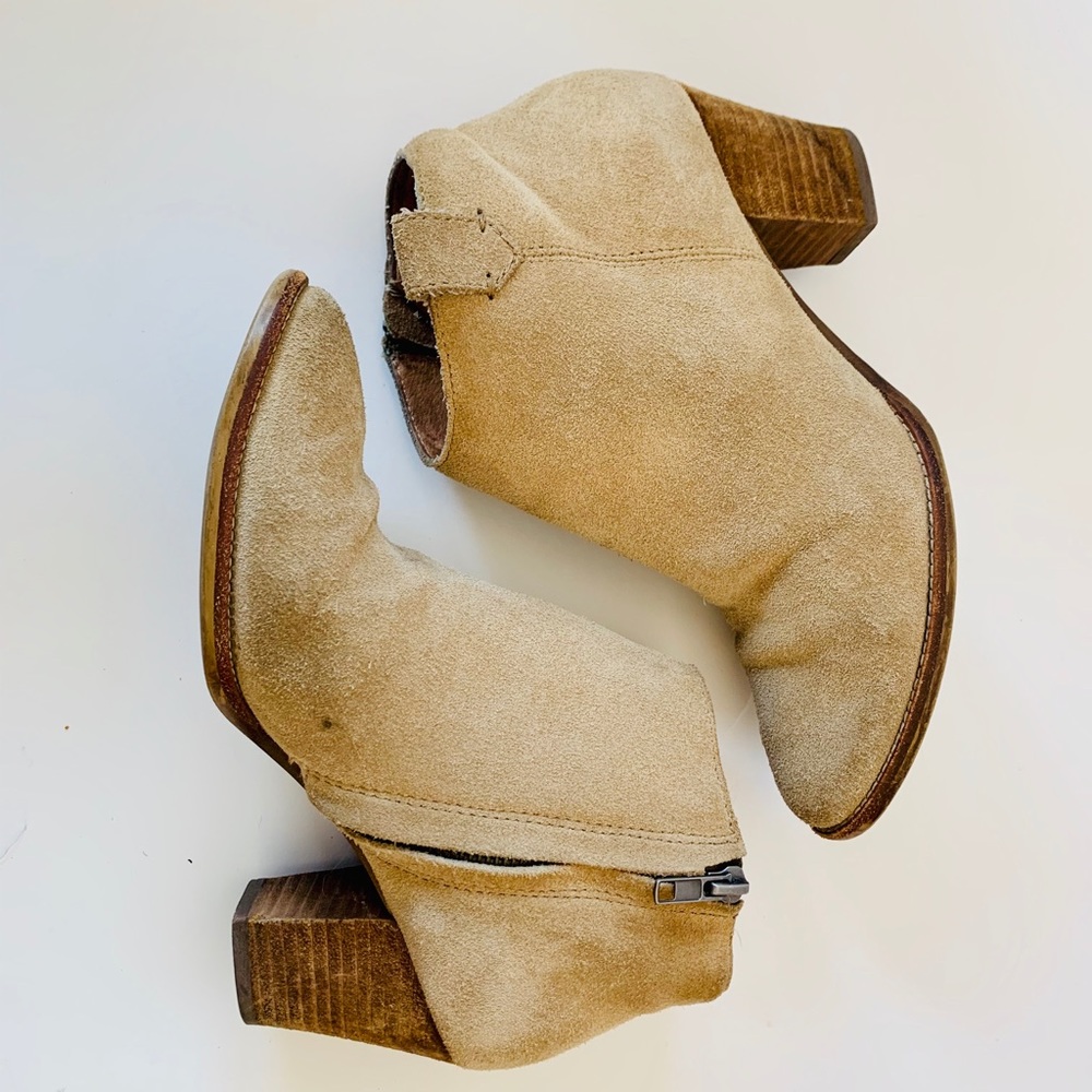 Madewell Tan Suede Booties with Stacked Heel 7.5 - Picture 3 of 8